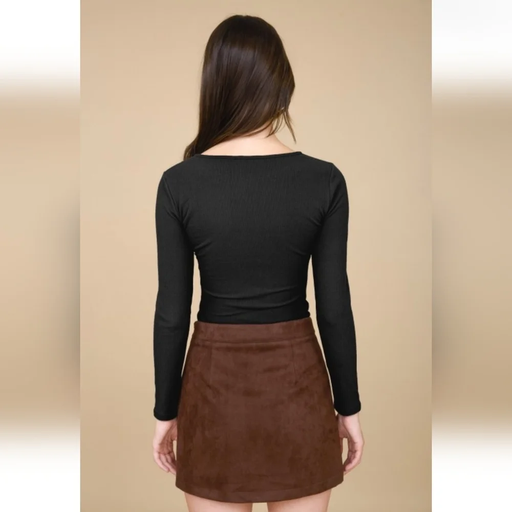 🖤🎀 Bow Detail Long Sleeve Top in Black - Picture 3 of 3